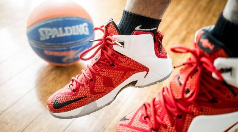 Tips to choose top quality basketball shoes