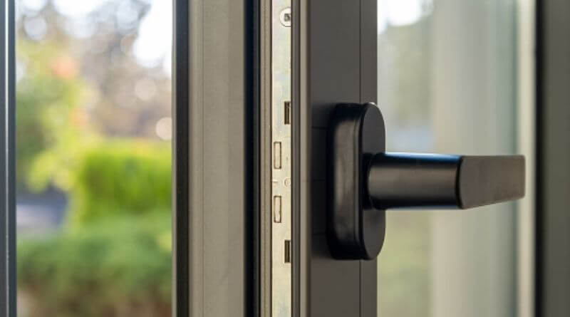 Precautions to keep in mind when you buy aluminum windows and doors