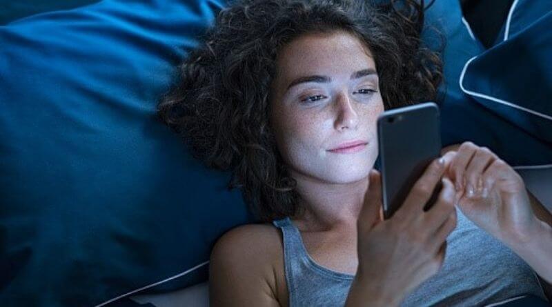 The Scary Effects Of Technology On Sleep
