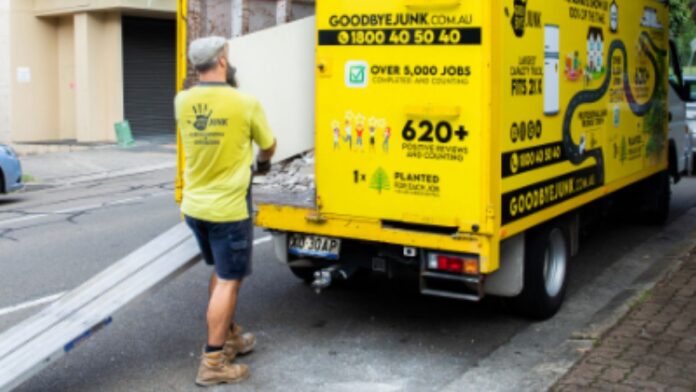 Best Reasons to Hire a Junk Removal Company