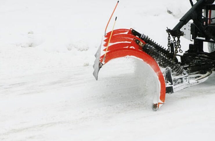 Important Things to Consider in Replacing Snow Plow Blades