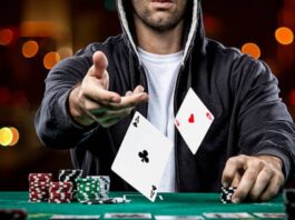 Secrets of Professional Online Poker Players