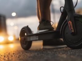 Revolutionary Commuting to the city with iScooter Electric Scooters