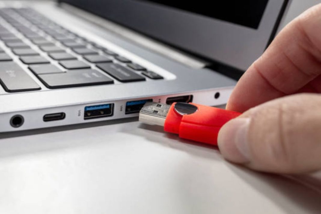 Storage Capacity of USB Sticks: What Can You Store? - Blogili