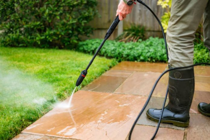 How Much To Charge For Pressure Washing Services