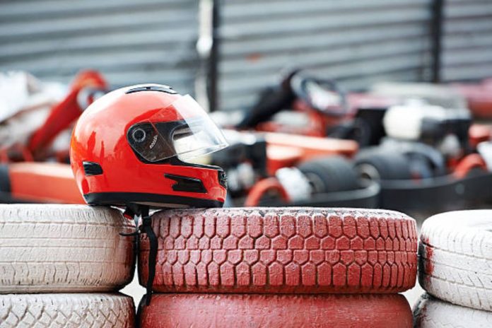 Choosing Karting Helmets Essential Safety for Every Racer