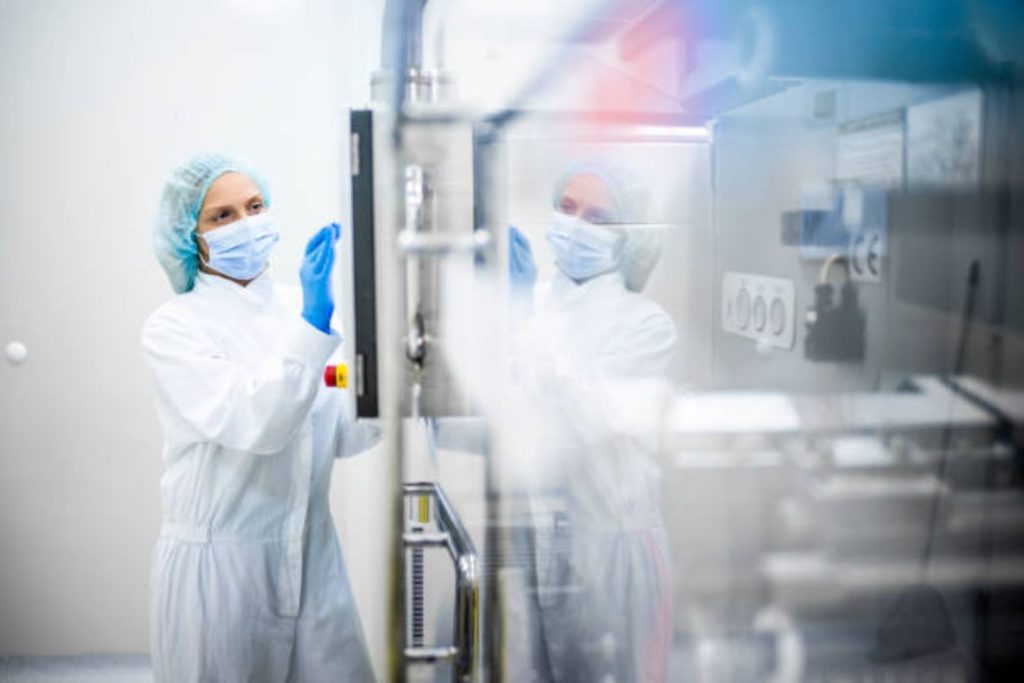 Understanding Cleanroom IT: Essential for Advanced Technology ...